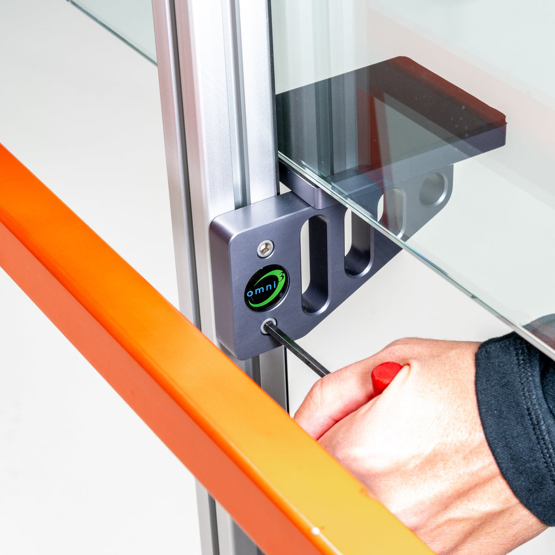 EZ Ledge™ Glass Lifter