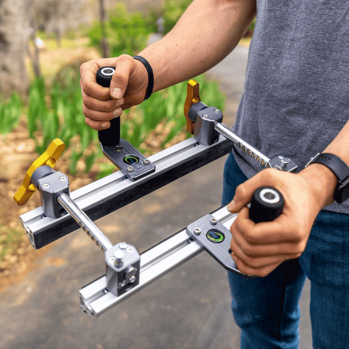 Aqua-Jaw™ Carry Vise™