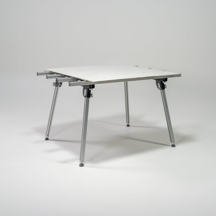 Ergo Fold™ L Tile Table