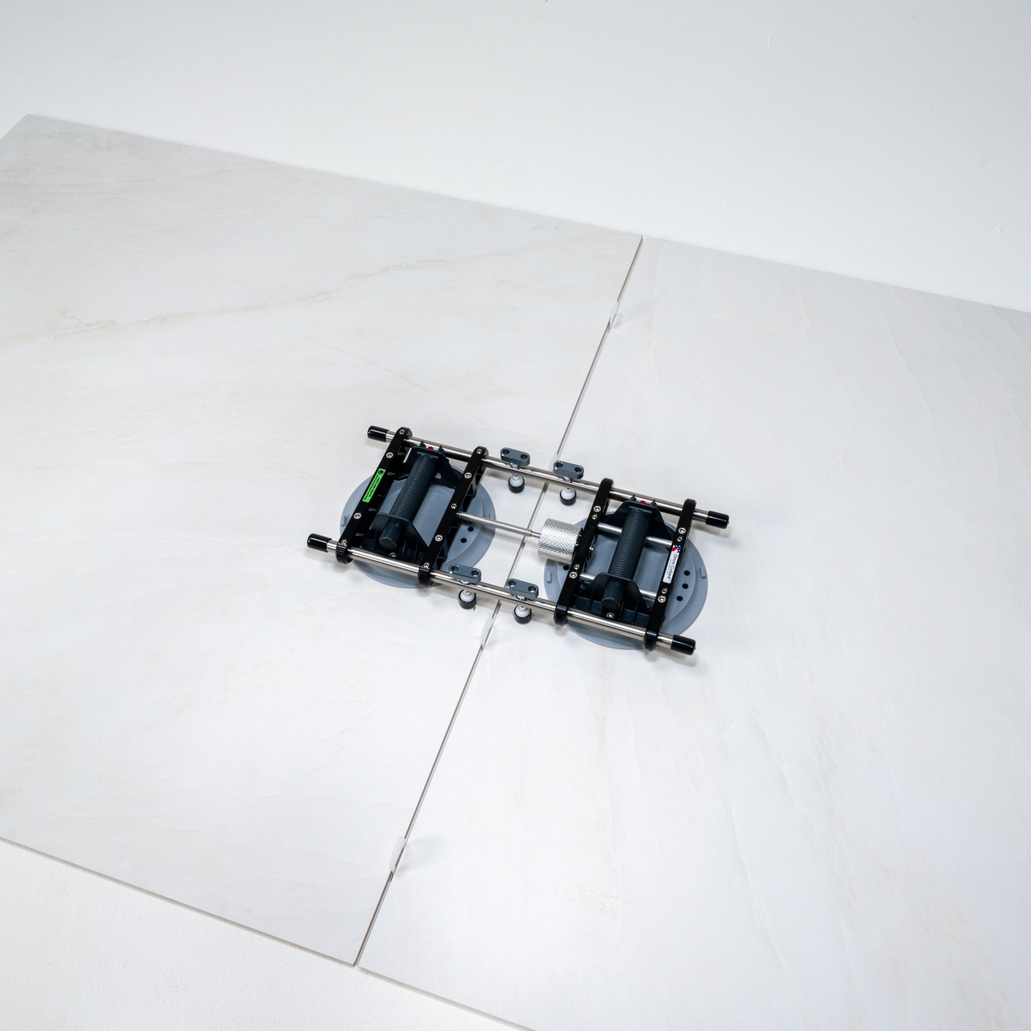 トップス UNTRACE / 3 LAYER SETUP Pro Stealth Seamer™ Manual | Omni Cubed