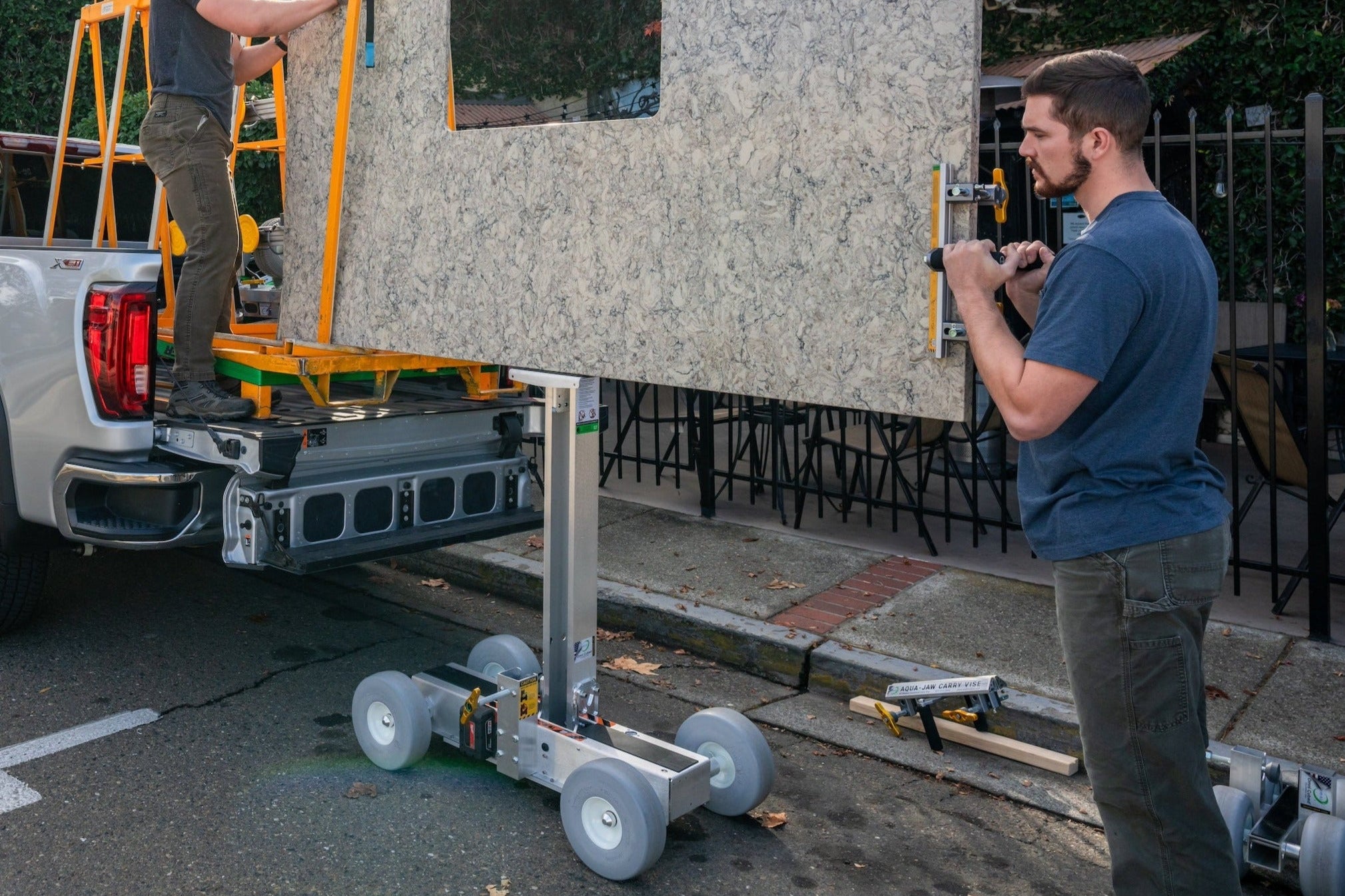 Pro-Lift Automatic | Omni Cubed